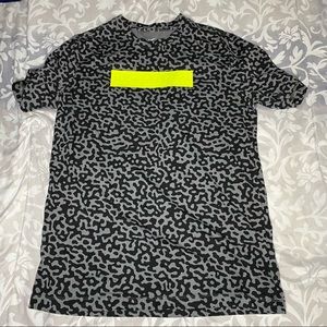 *NWOT* Nike Tee